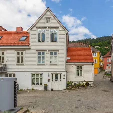 Apartment Heimby - Free Parking Dream